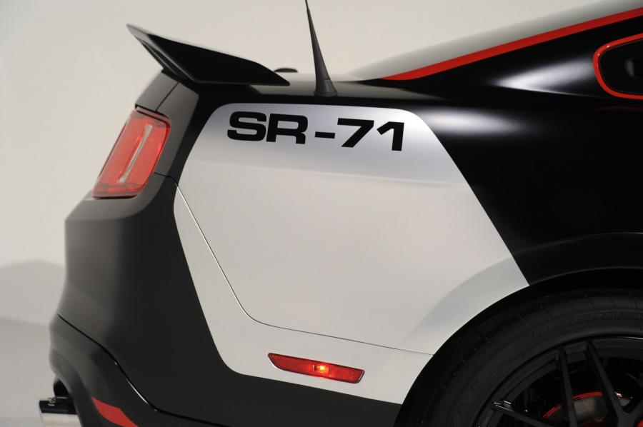  Ford Mustang SR71 by Roush 2011 года  (фото 6 из 10)